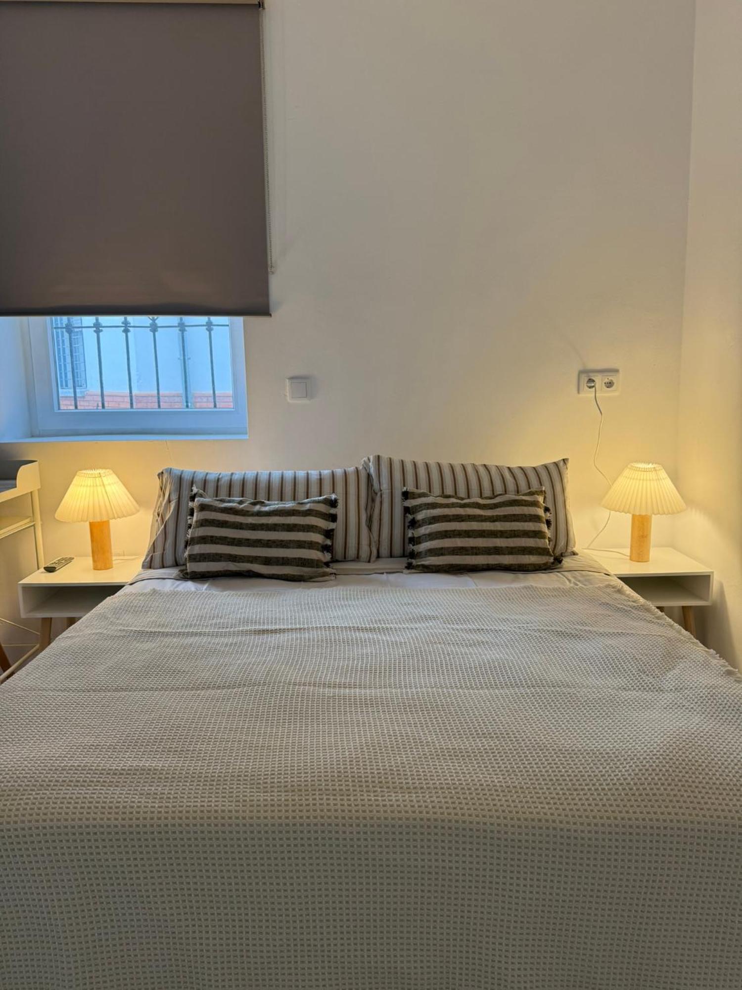 The Sunnydise Apartments مالقة المظهر الخارجي الصورة