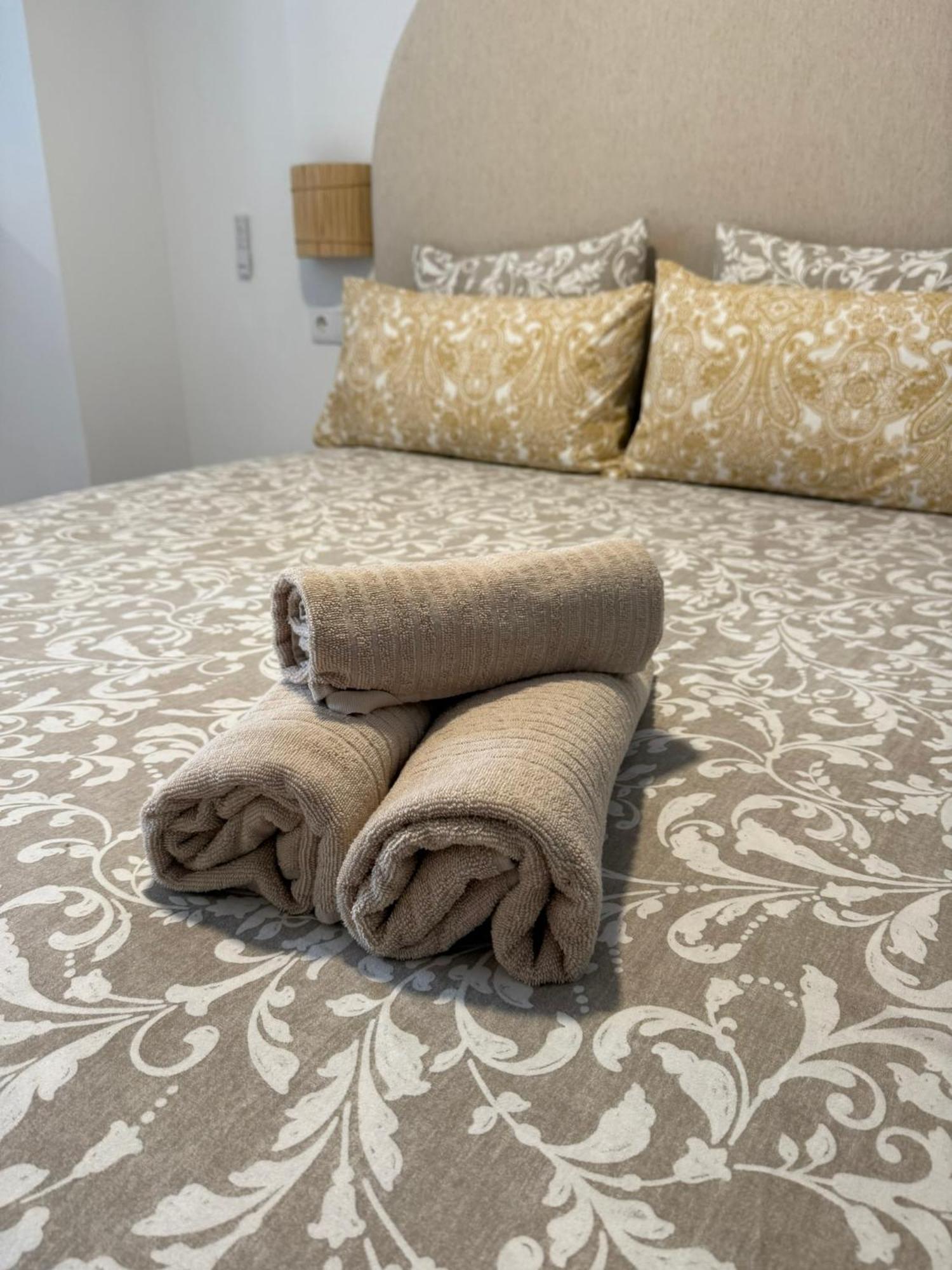 The Sunnydise Apartments مالقة المظهر الخارجي الصورة