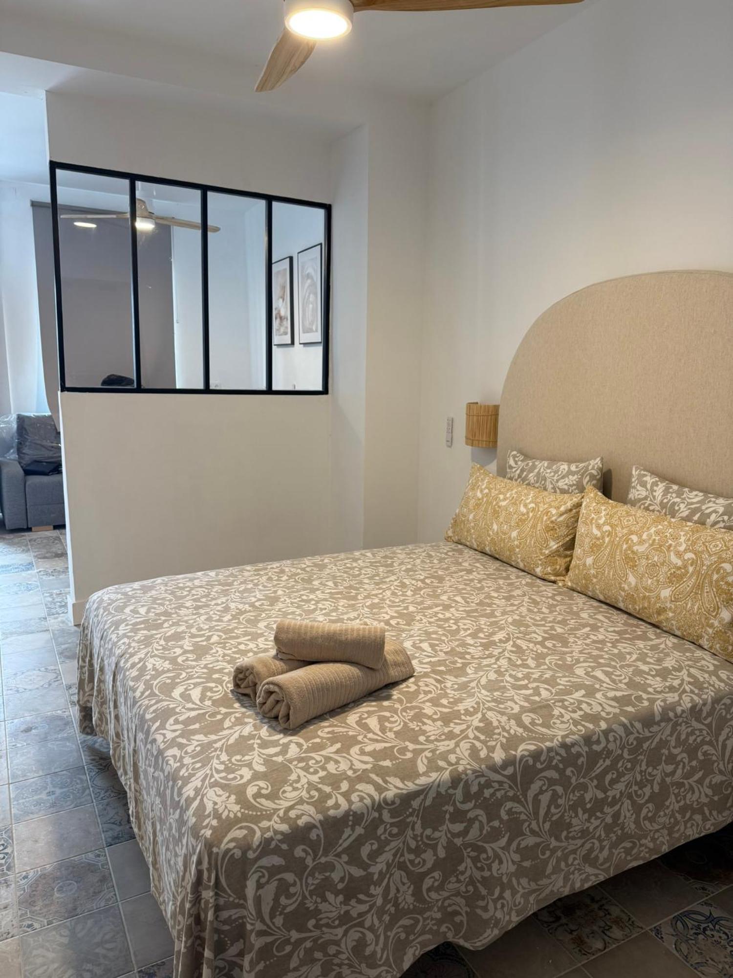 The Sunnydise Apartments مالقة المظهر الخارجي الصورة
