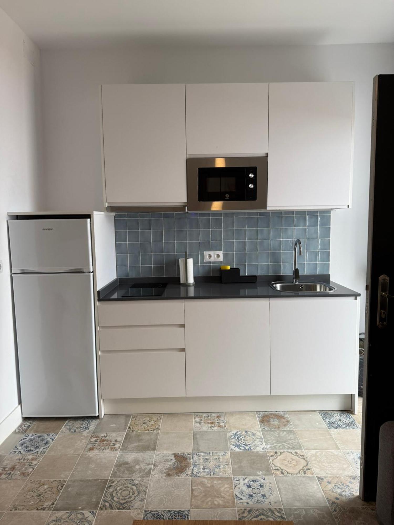 The Sunnydise Apartments مالقة المظهر الخارجي الصورة